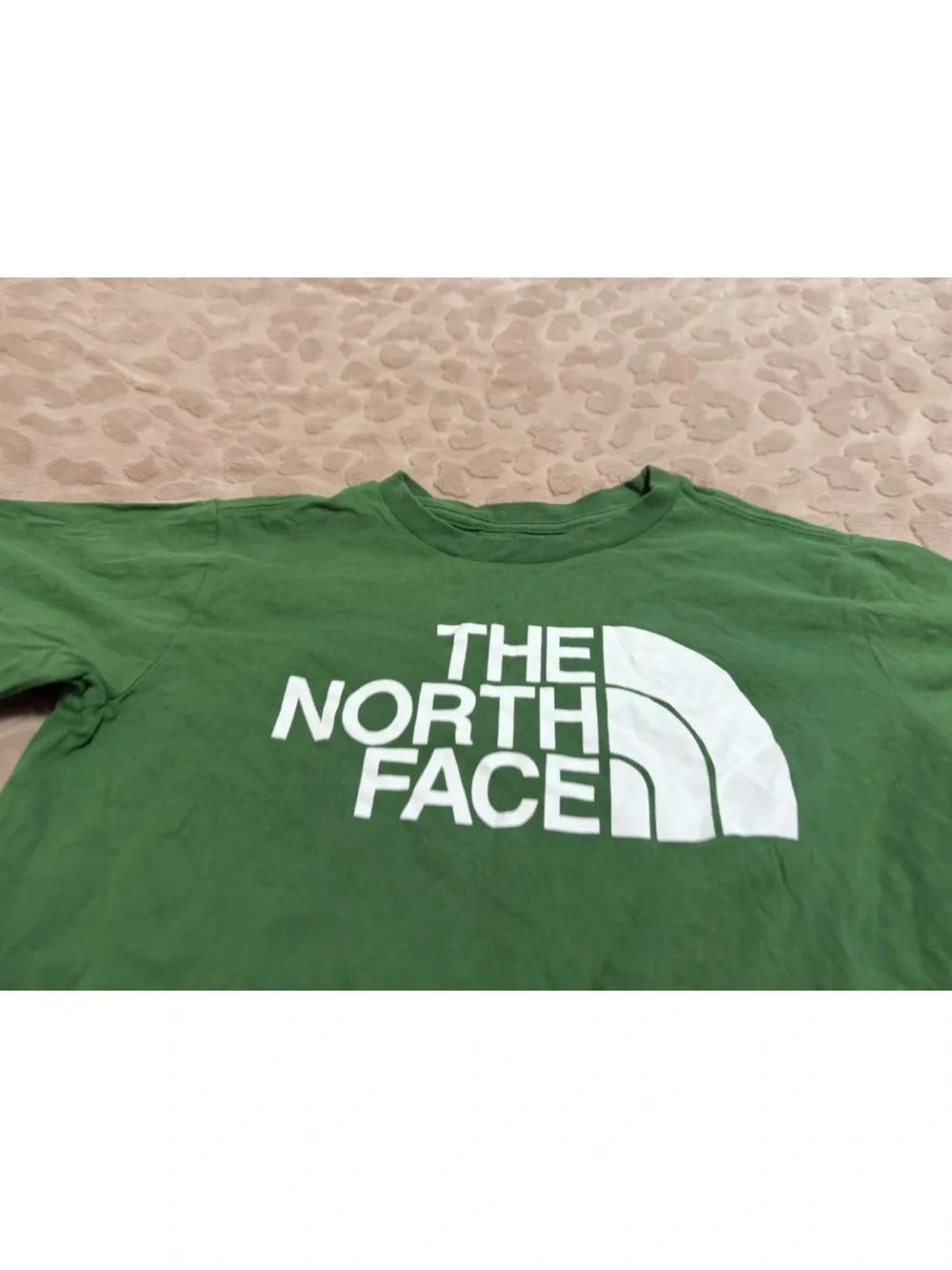 The North Face Boys Green Short Sleeve Shirt! Medium 10-12